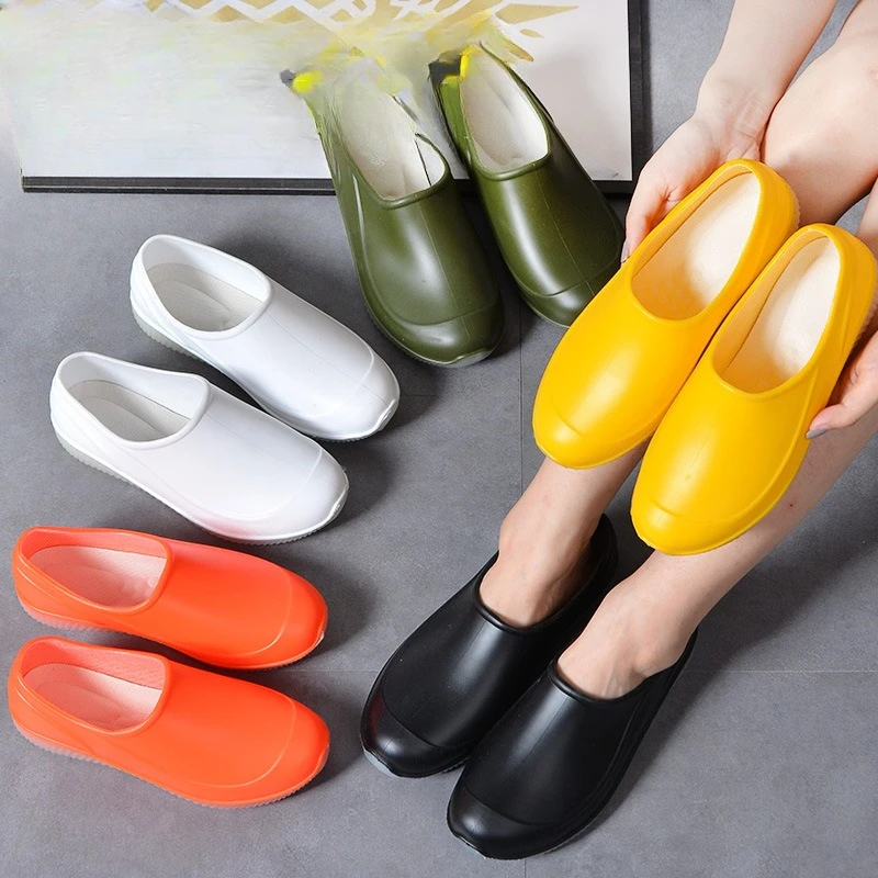 恋人デザイン防水PVCローファーシューズメンズアンクルシュー - Fishing Boots のレビューと価格